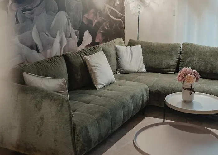 City Residence Apartment