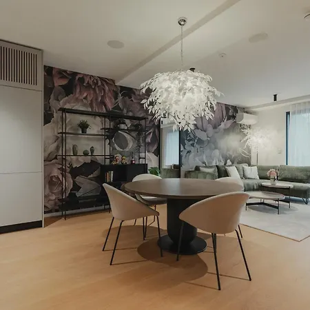 דירה City Residence *